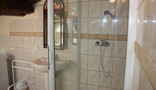 Apartment (1 Adult)