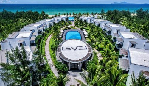 The Level Premium with Terrace and Lounge benefits