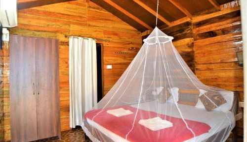 One-Bedroom Cottage
