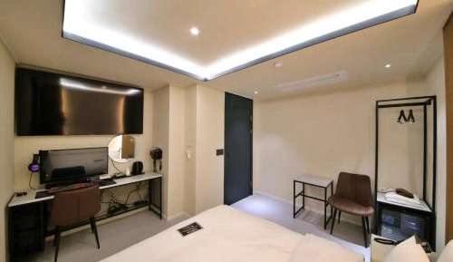 One-Bedroom Suite