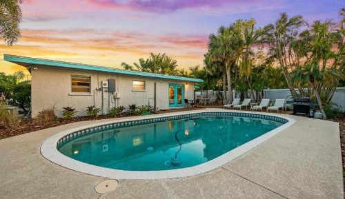 Two-Bedroom Holiday Home