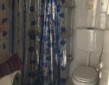 One-Bedroom Apartment (3 Adults)