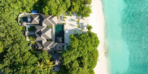 2 Bedroom Beach Residence with Family & Private Pool I Complimentary Seaplane transfer for 5 nights and more I Personal Butler & Private Beach Access I Kids Club Access I Group Yoga Session I Alchemy class I One Premium Resort Experience I Non-Motorized W