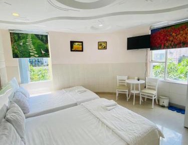 Queen Room with Two Queen Beds