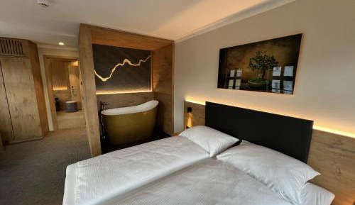 Suite with City View