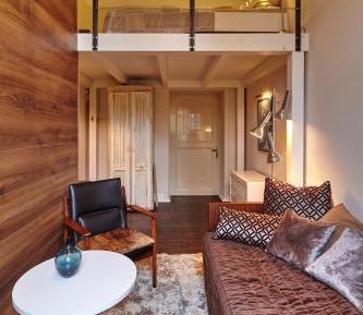 Triple Room (2 Adults + 1 Child) with Shared Bathroom