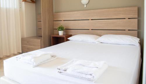 Double Room with Balcony and Sea View