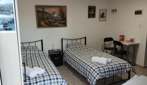 One-Bedroom House
