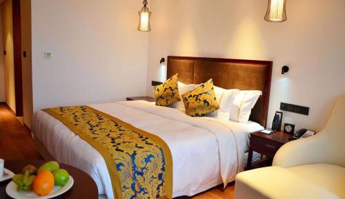 Deluxe King Room with River View