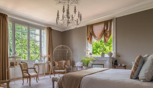 Superior King Room