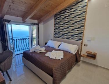 Deluxe Double Room with Sea View