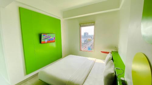 POP Room City View with Breakfast