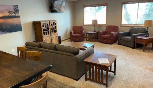 Apartment With Shared Bathroom
