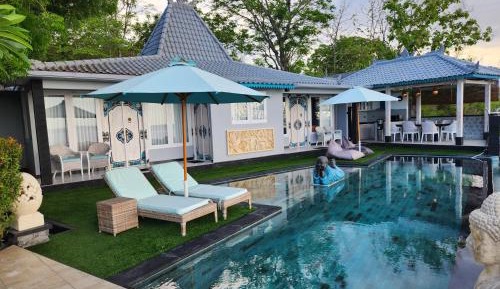 Villa with Sea View
