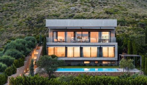 Deluxe Four-Bedroom Villa