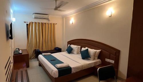 Deluxe Double Room with Shower
