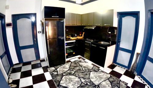 Studio Apartment with King Bed