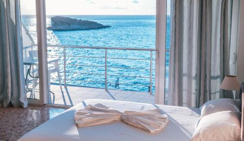 Studio with Sea View