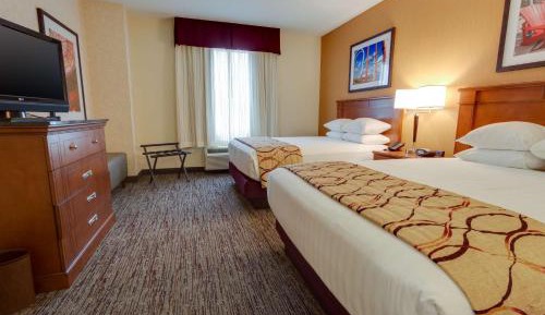 Queen Suite with Two Queen Beds with Sofa Bed