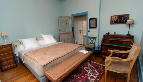 Deluxe Double Room with Shower