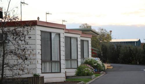 Open Plan Economy Chalet