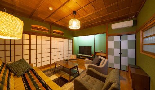 Villa with Garden View