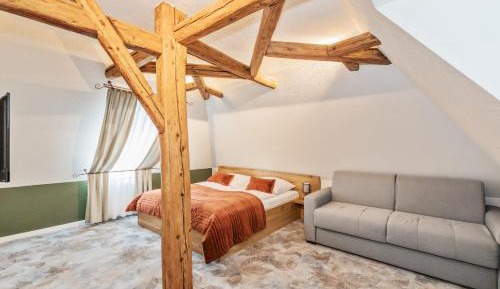 Large Double Room