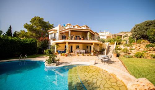 Three-Bedroom Villa