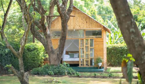 Cottage with Garden View