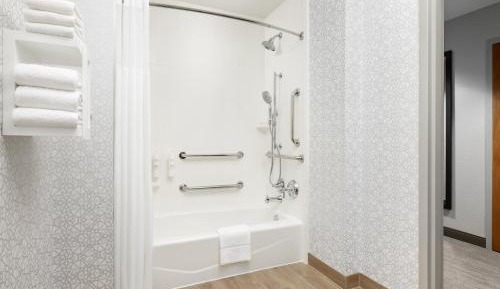 King Room - Mobility Access/Non-Smoking
