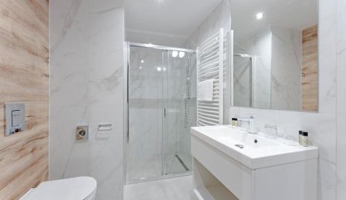 Deluxe Two Floor Suite