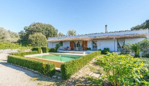 Villa with Garden View