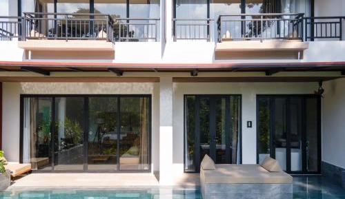 Suite with Private Pool