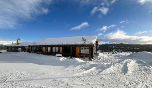 Six-Bedroom Holiday Home