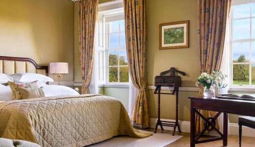 Manor State Room