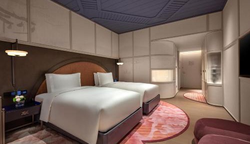 Standard Double Room with Two Double Beds and Garden View