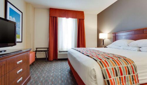 Deluxe King Meeting Room, 2 Rooms - Accessible , Tub
