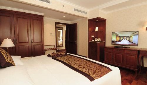 Premium King Room