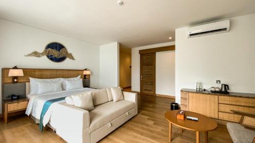 One Bedroom King Villa