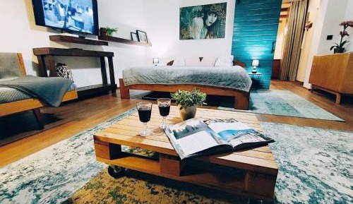 Family Apartment with Terrace