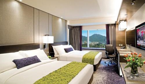 Plaza Deluxe Family Room
