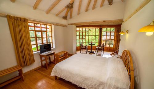 Triple Room with Private Bathroom