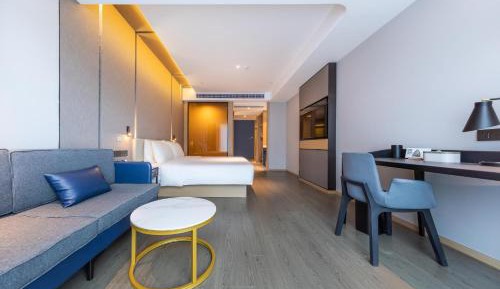Elegant King Room