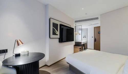 Elegant King Room