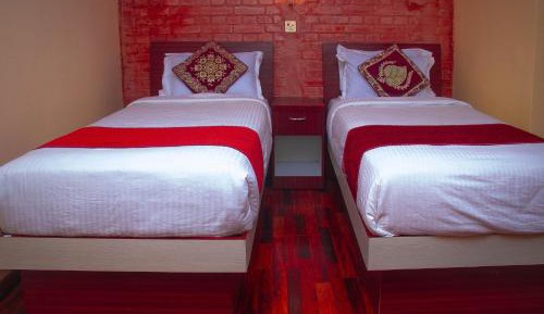 Twin Room with Private Bathroom