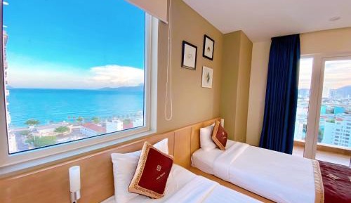 Double Room with Balcony and Sea View