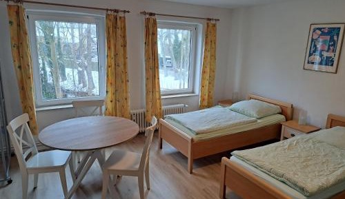 Two-Bedroom Apartment (5 Adults)