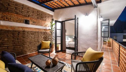 Superior Twin Room with City View