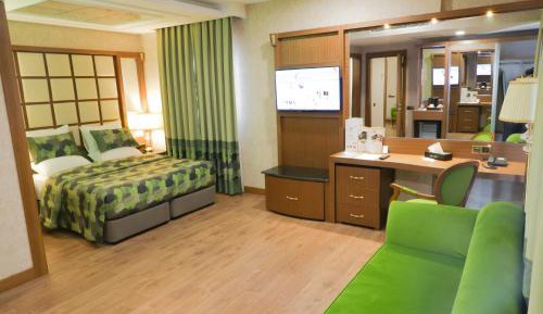 King Suite