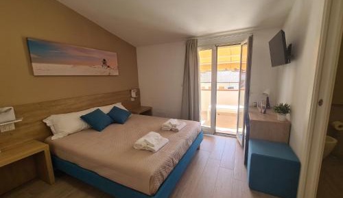 Deluxe Double Room with Sea View